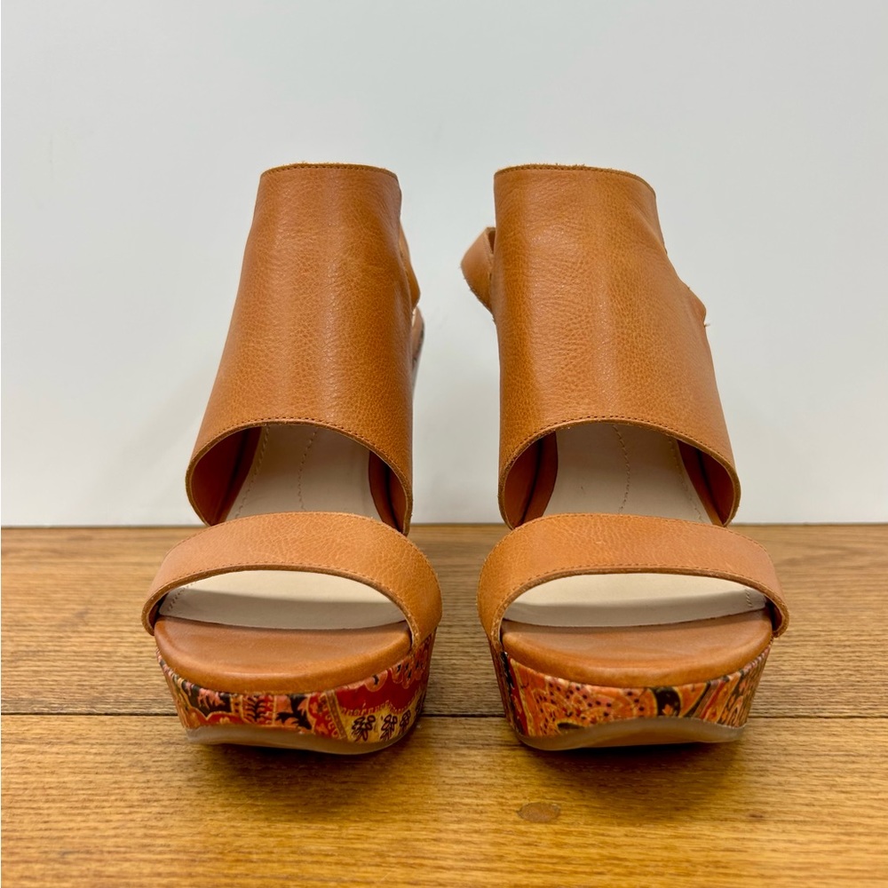 Patterned Leather Platform Sandals - image 4